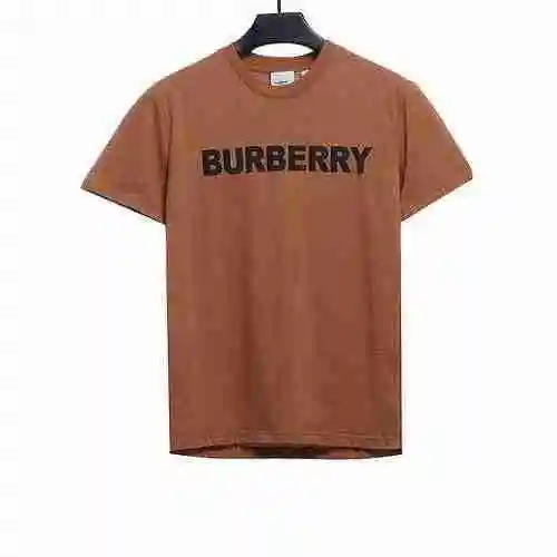 Burberry Classic manga corta con estampado de letras de una hilera</span>