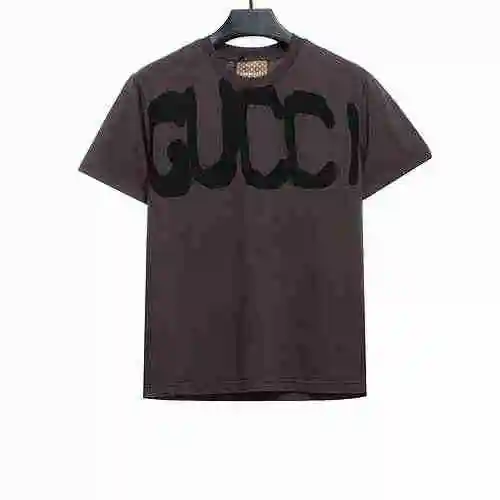 Gucci co nombra a Balenciaga manga corta con estampado directo jet</span>
