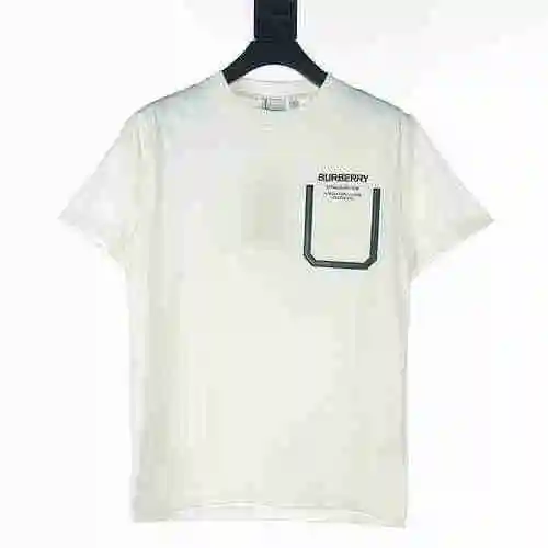 Burberry/Burberry BBR Camiseta de manga corta con eslogan y letras bordadas</span>
