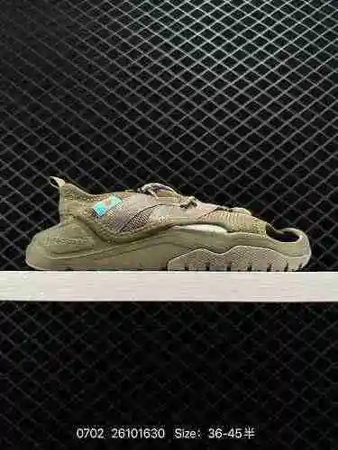 5 Sandalias deportivas cómodas con puntera para hombre y mujer serie New Balance NB425. Los zapatos 