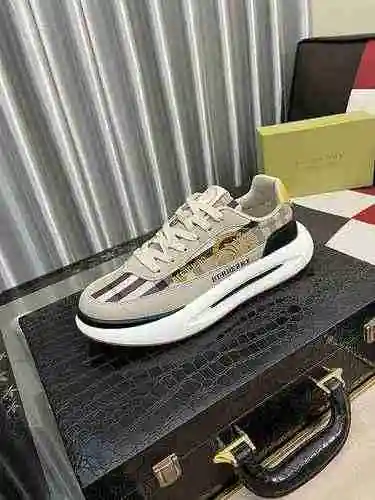 Zapato Burberry Hombre Código: 0630B60 Talla: 38-44