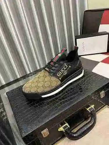 Zapato GUCCI Hombre Código: 0630B50 Talla: 38-44