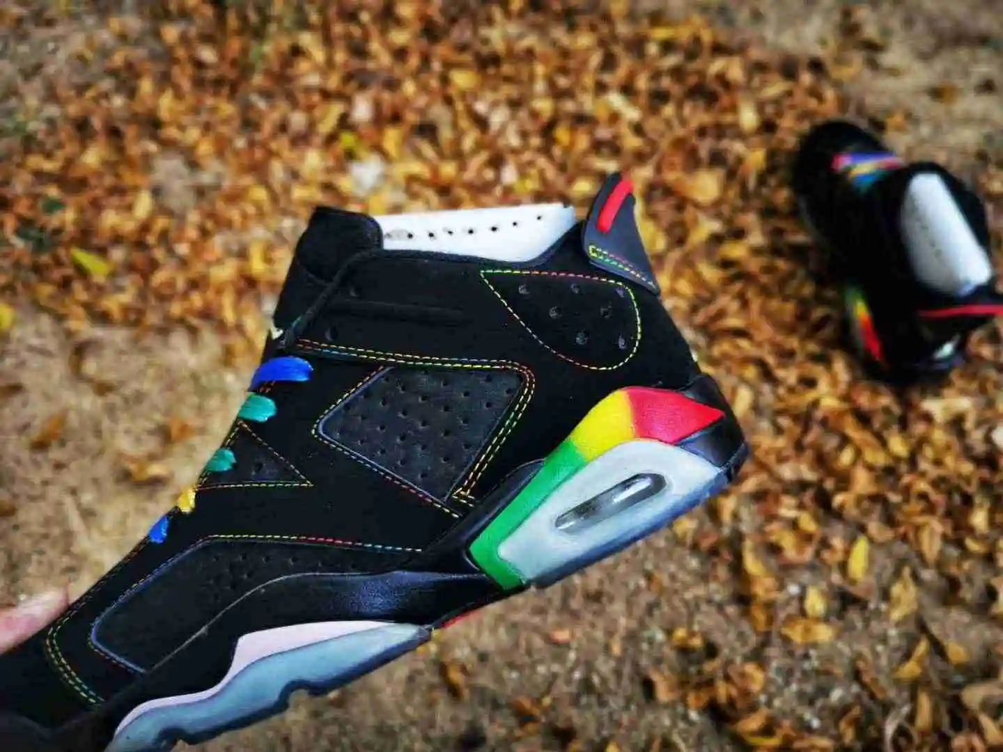Air Jordan 6  黑七彩低帮二层36----47 (6).webp