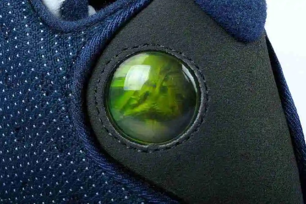 10 (2)