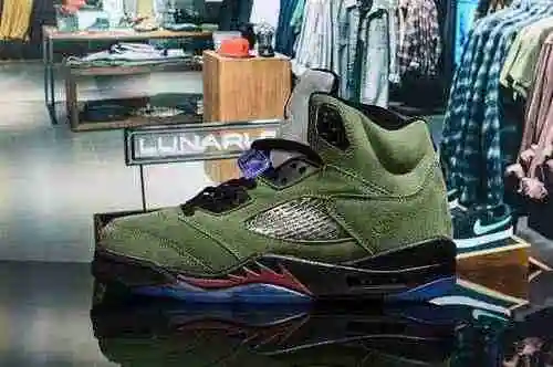 Zapato Jordan 5 Hombre Verde Ejército 40-47