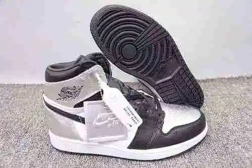 Jordan Dan 1ª Generación Negro Plata 36-47