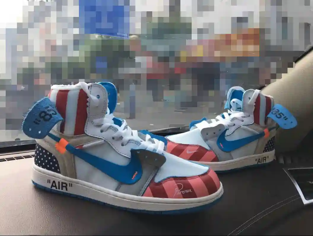 Jordan 1“彩虹游乐园”联名.webp