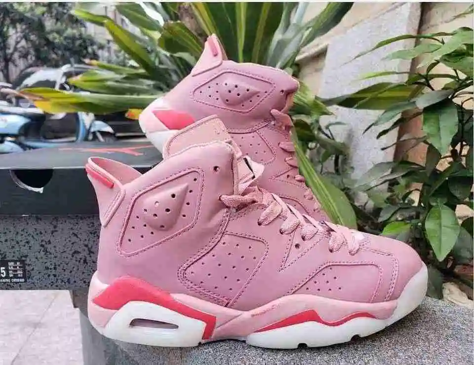 Air Jordan 6 “Tinker” 樱花粉女鞋36--40 (2).webp