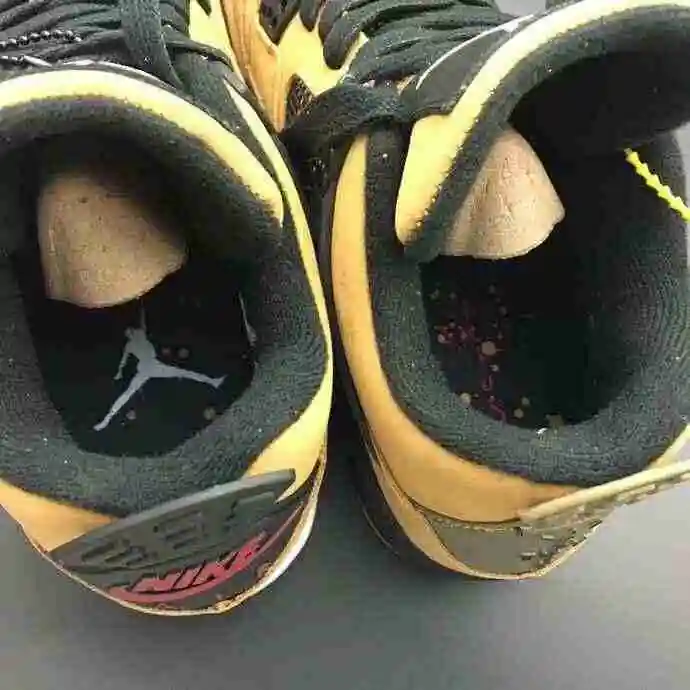 Travis Scott x Air Jordan 4联名小麦 (2).webp