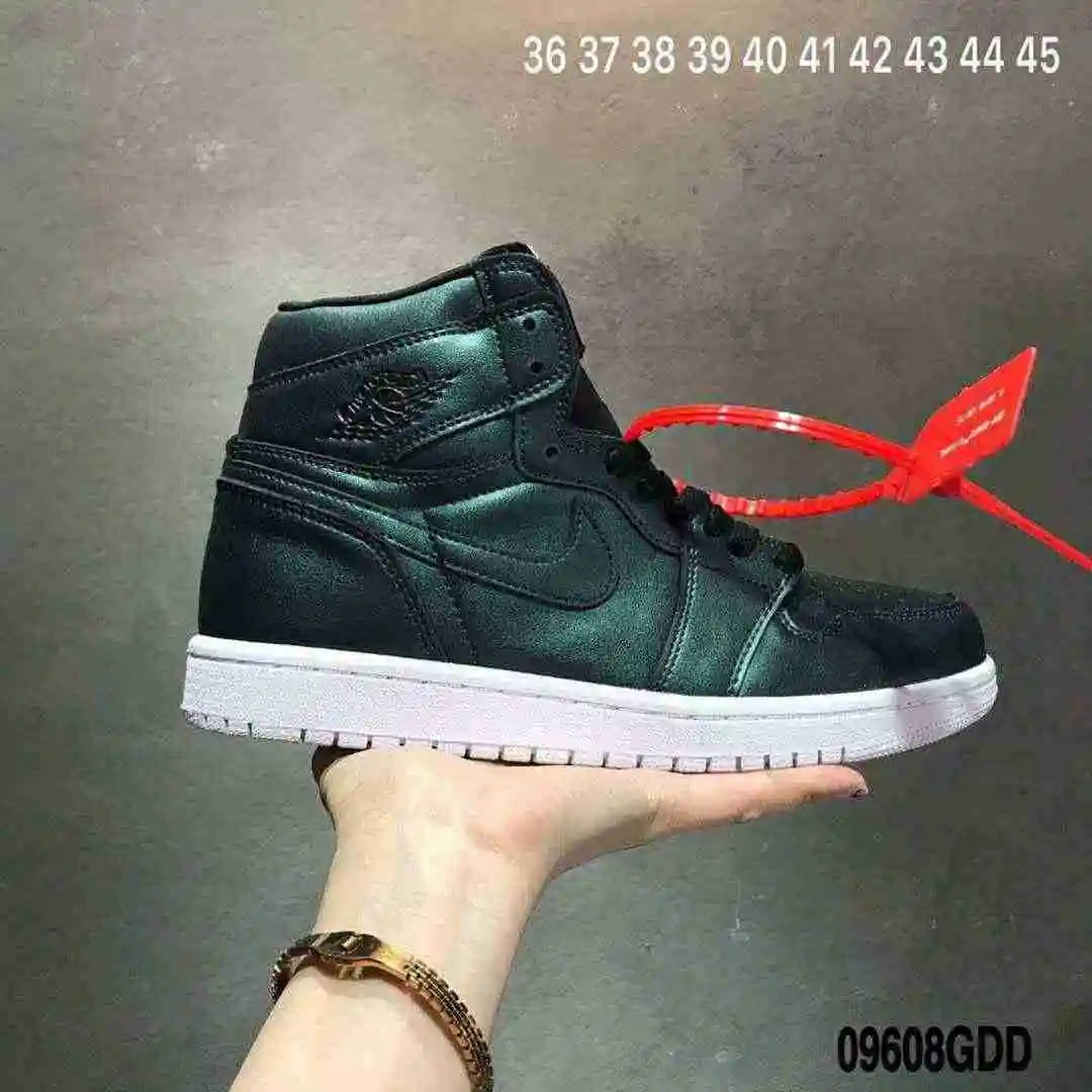 aj1 变色龙 头层皮 男女鞋7.webp