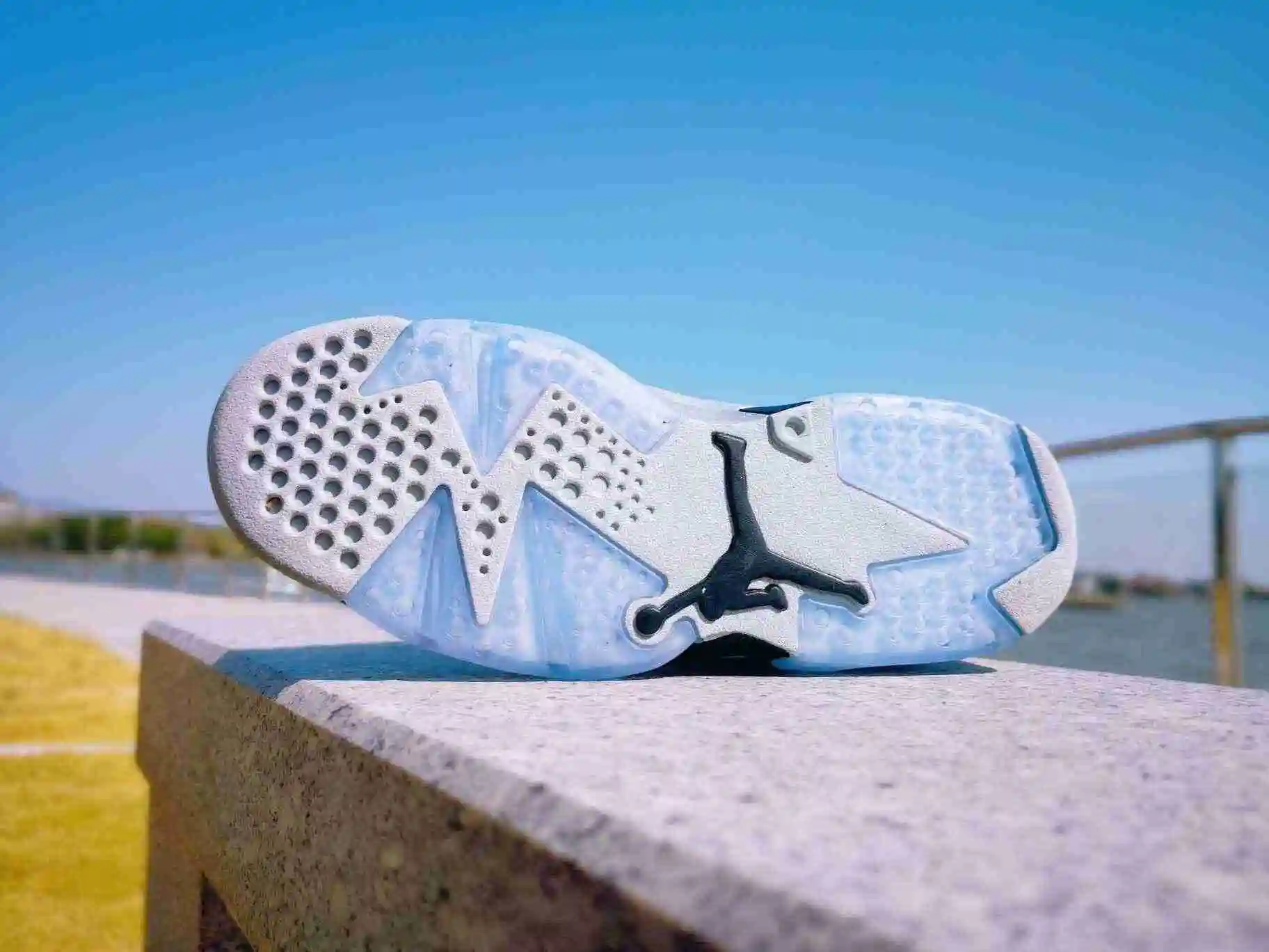 Air Jordan 6  情人节女鞋36 36.5 37.5 38 38.5 39 40 41 42 43 (2).webp