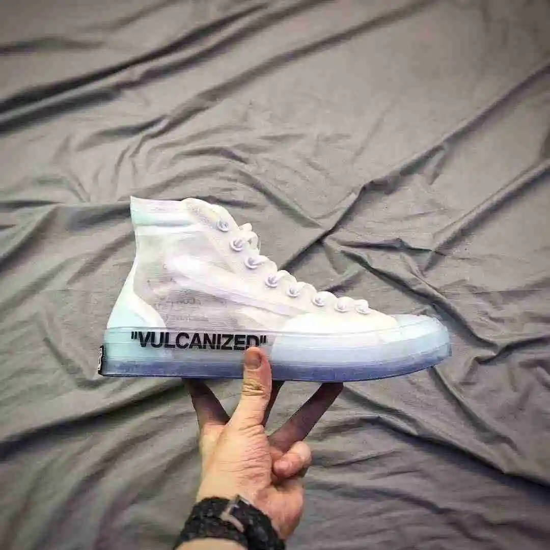 OFF-WHITE x Converse Chuck Taylor 70 