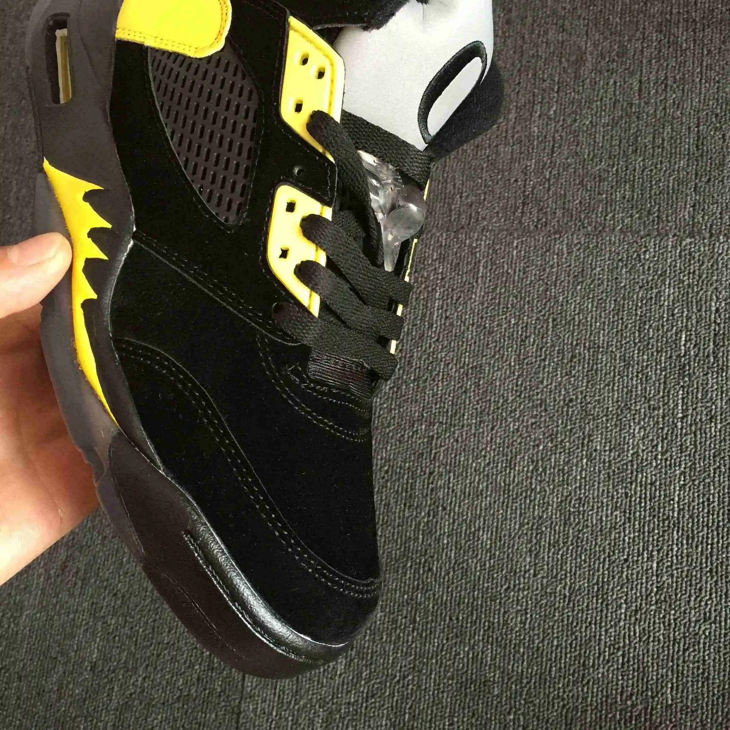 Air Jordan 5“Oregon”PE 10.webp