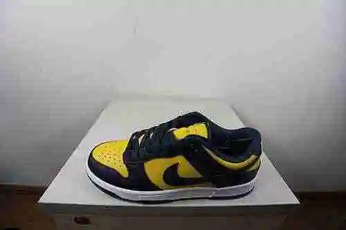 Zapato Nike sb dunk Skate Paneles azules y amarillos 36-46