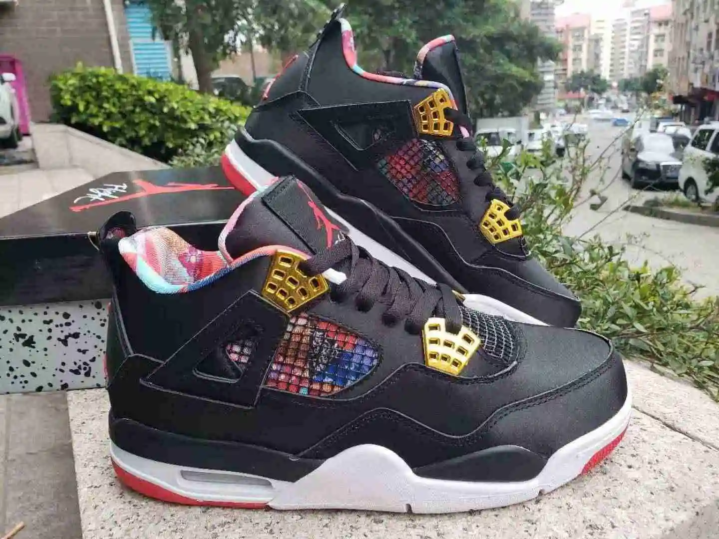 AJ4猪年4.webp