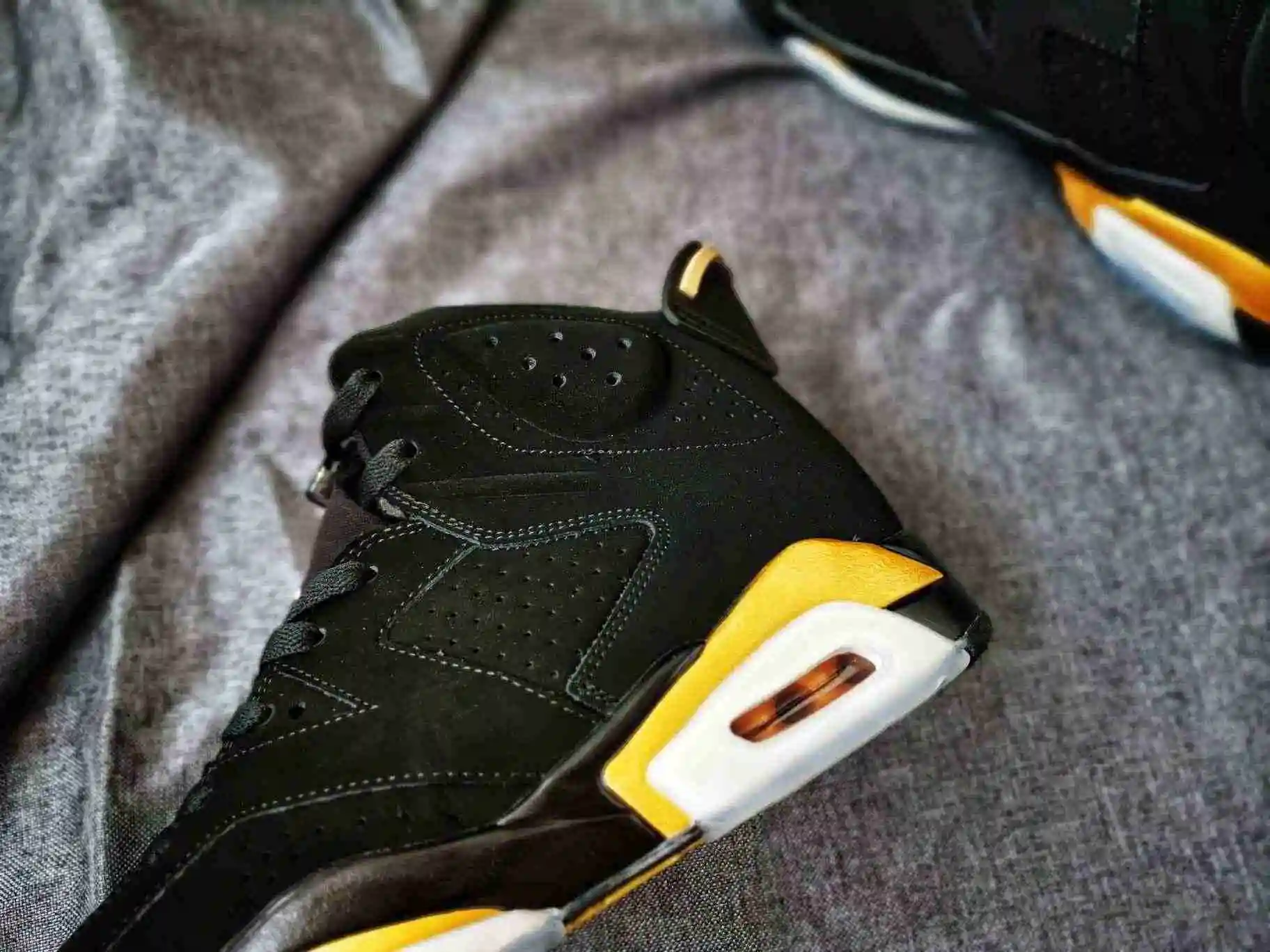Air Jordan 6 黑金高品质 40-----47带半吗 (5).webp
