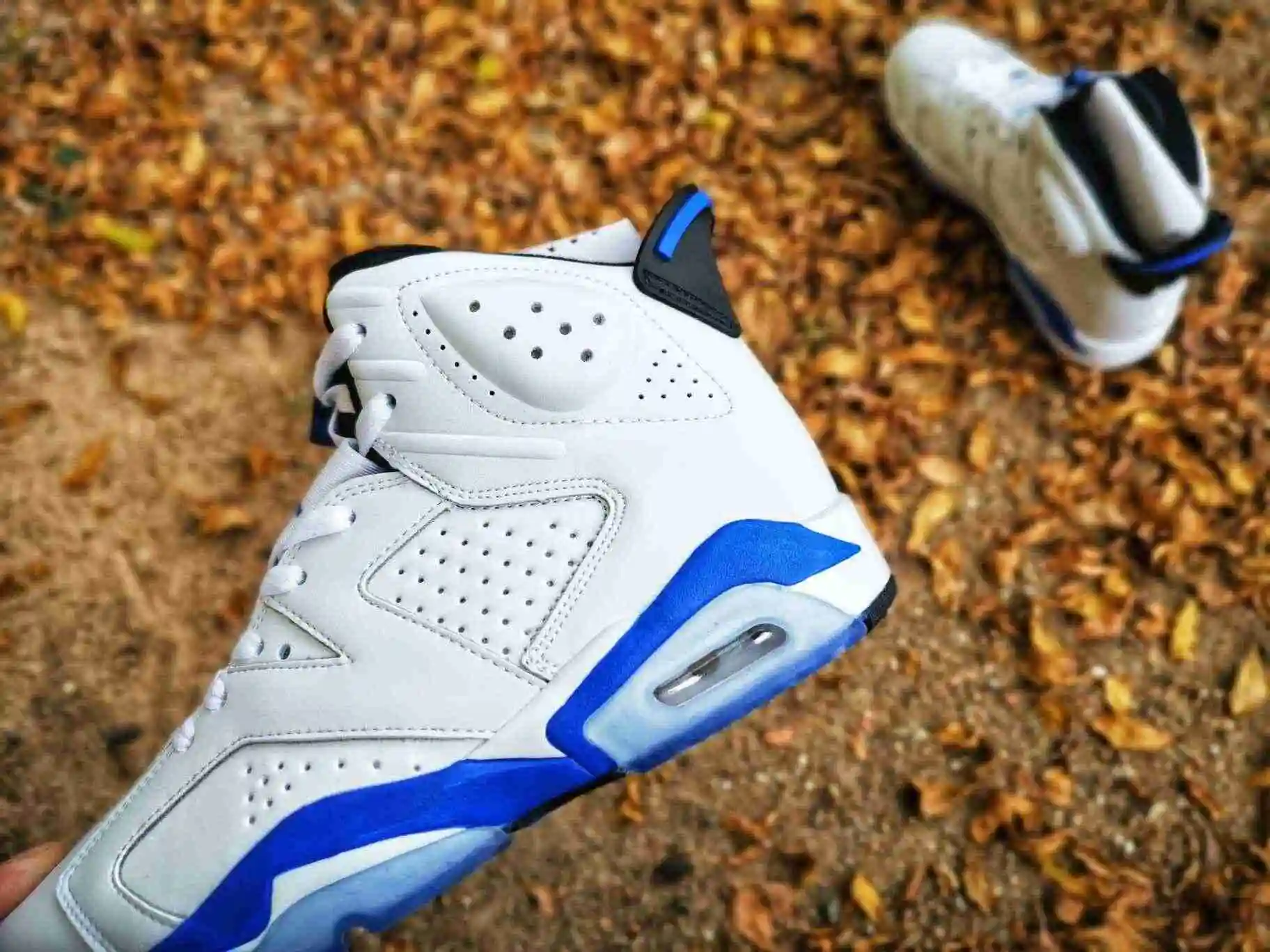 Air Jordan 6 白蓝二层超软36----47带半码 (7).webp