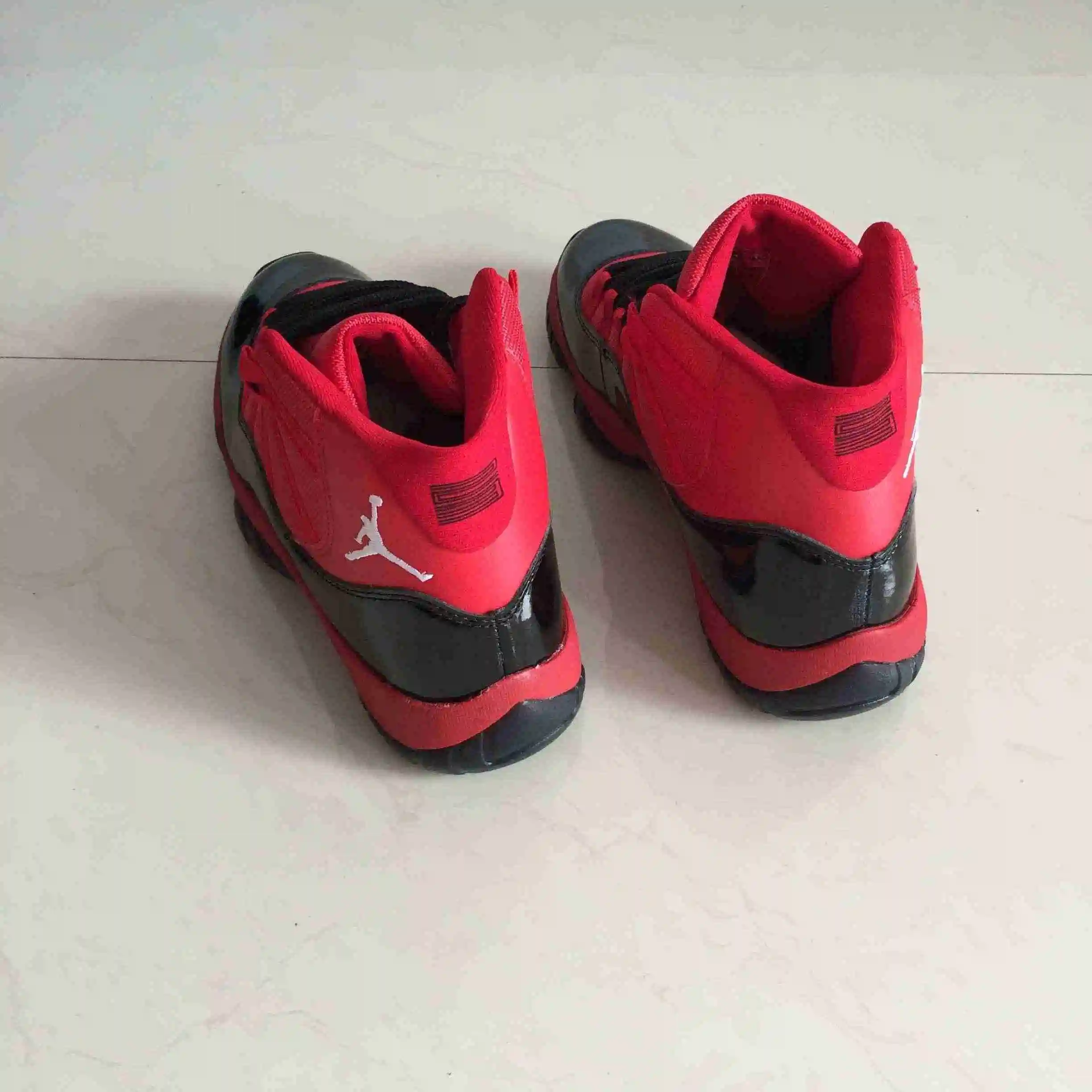 AJ11 红黑 40---47 (7).webp