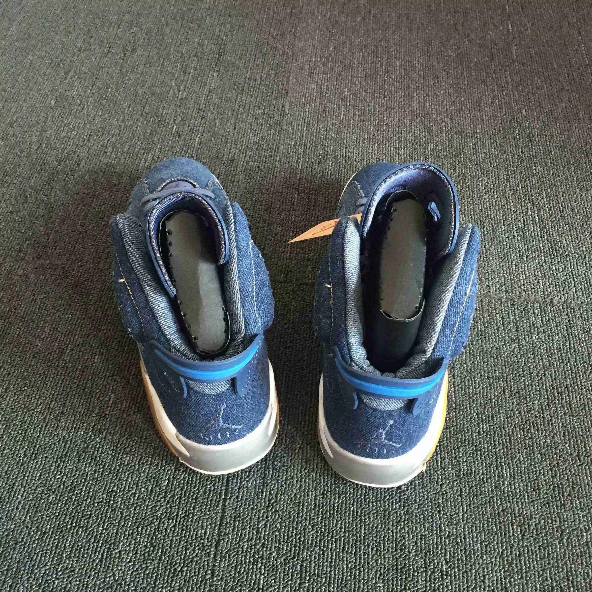 Levi’s x Air Jordan 6 牛仔蓝7.webp