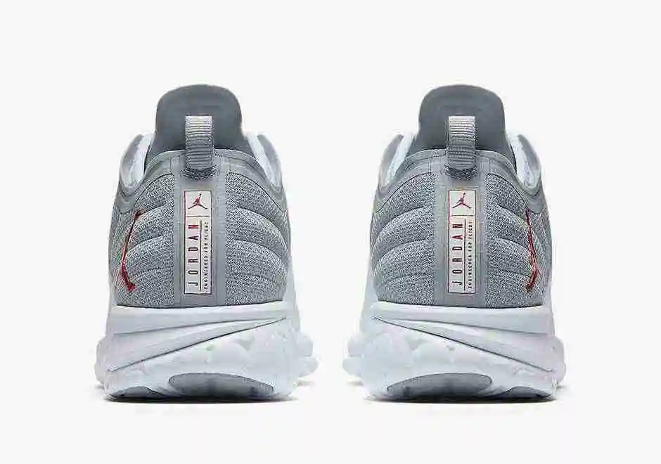 jordan-trainer-prime-wolf-grey-team-red-05