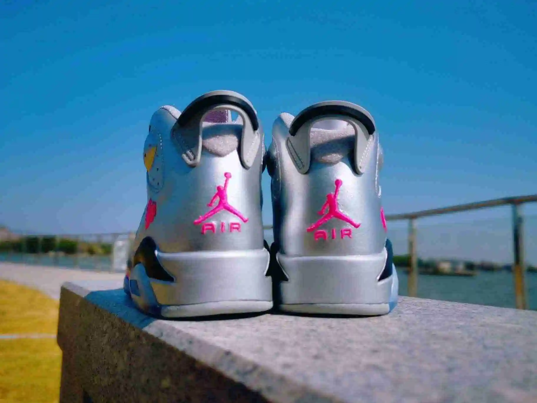 Air Jordan 6  情人节女鞋36 36.5 37.5 38 38.5 39 40 41 42 43 (3).webp