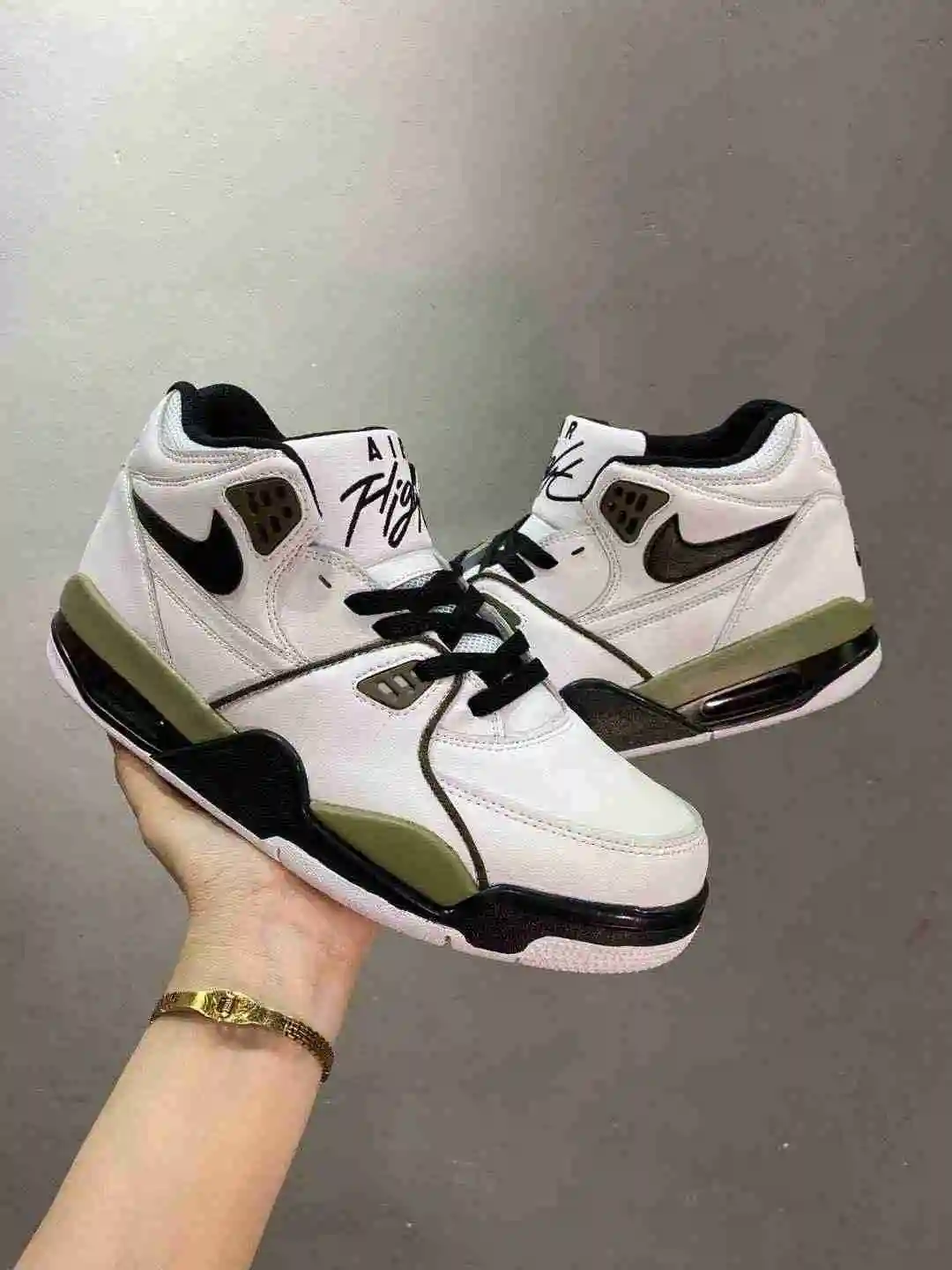 652-9 白橄榄绿 40-47