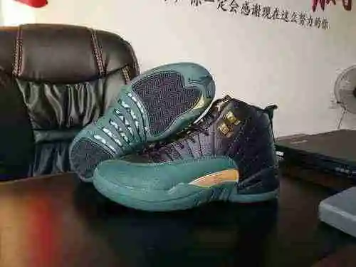 AIR JORDAN 12 sitio web oficial nueva combinación de colores negro verde 40-47