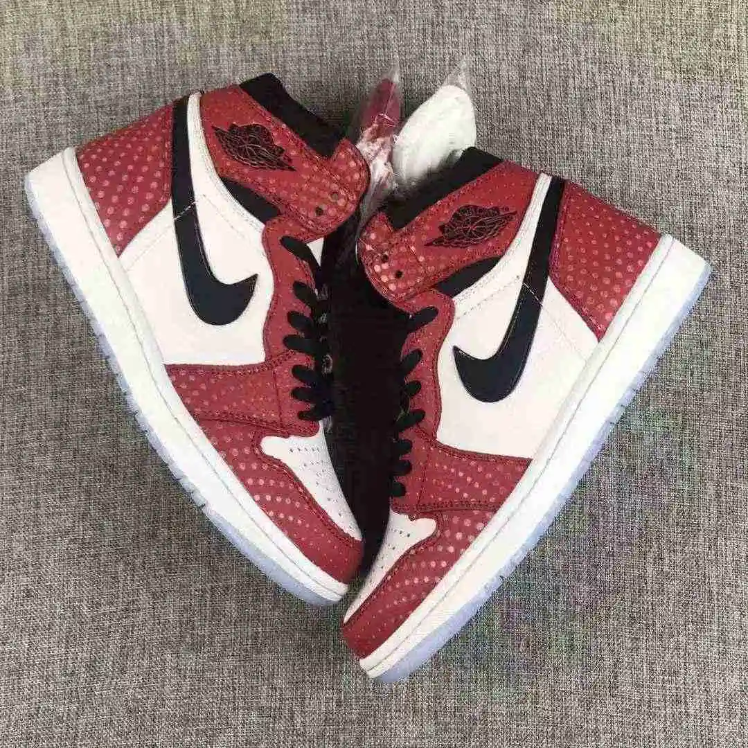 Air Jordan 1 芝加哥 40 40.5 41 42 42.5 43 44 44.5 45 46 47.6 (8).webp