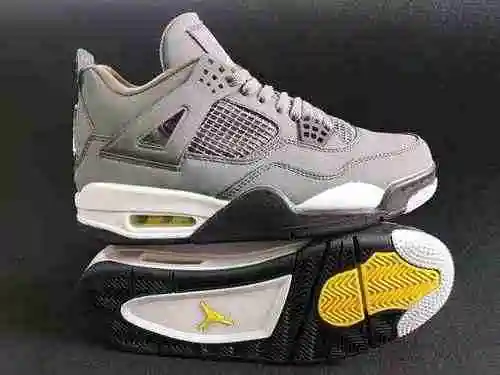 AJ4 Gris Plata y Rojo China 40-47