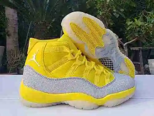 AIR JORDAN11 Jordan Dan 11th Generation Amarillo/Plata All Sky Star Zapato para hombre 40-47