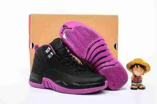 Zapato Jordan 12 para mujer Nuevo color a juego 36-40