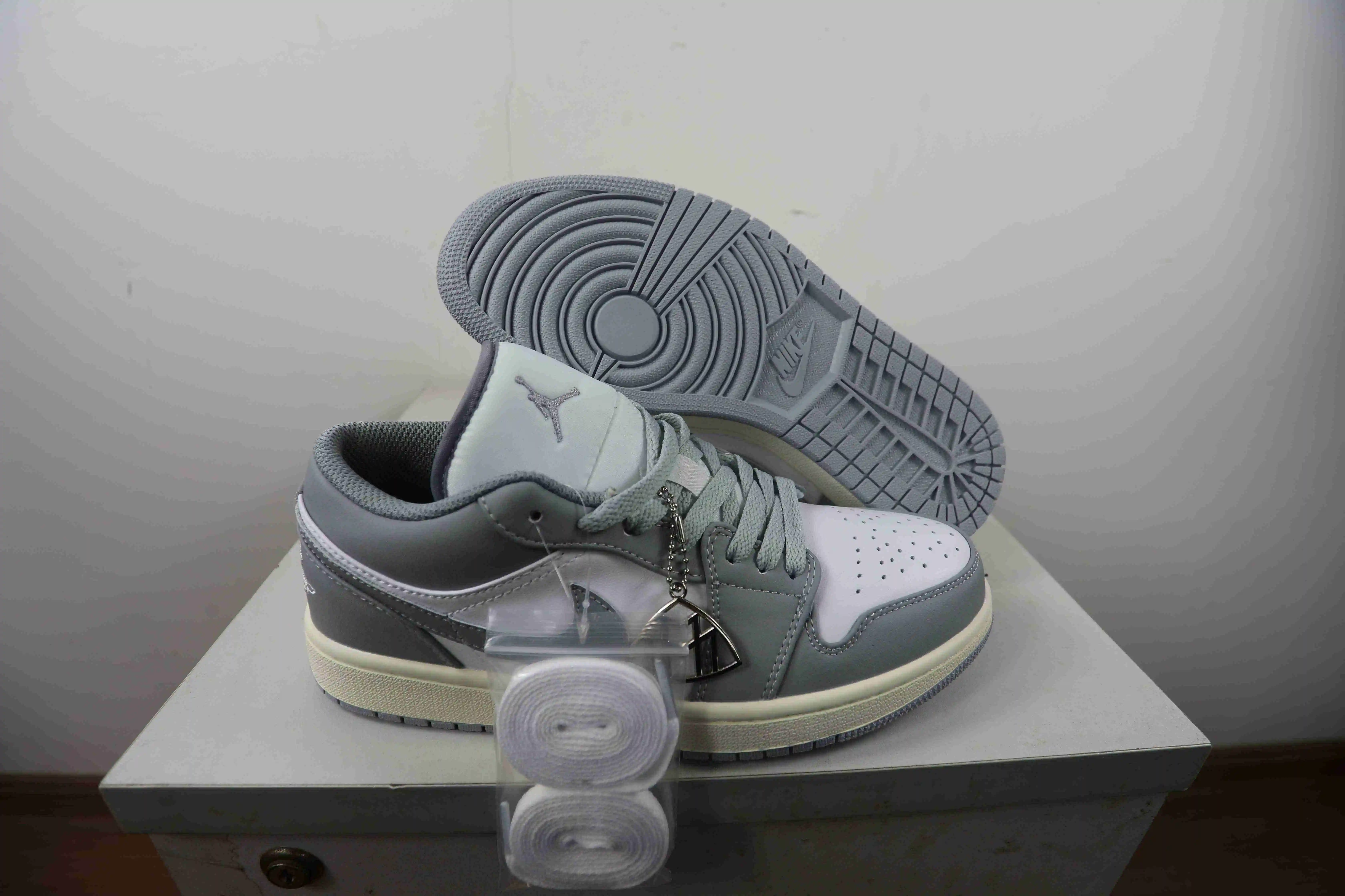 灰白36-46