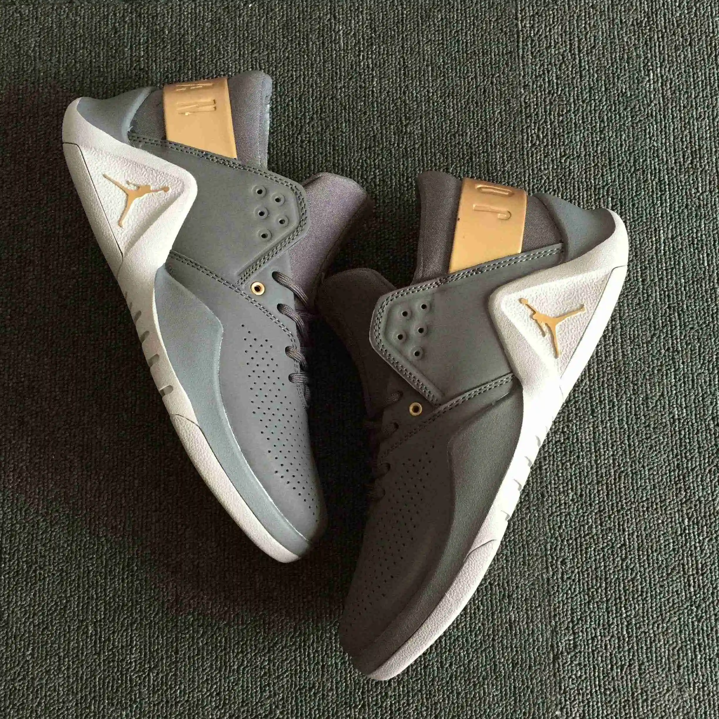 AIR  JORDAN FLIGHT FRESH (42).webp
