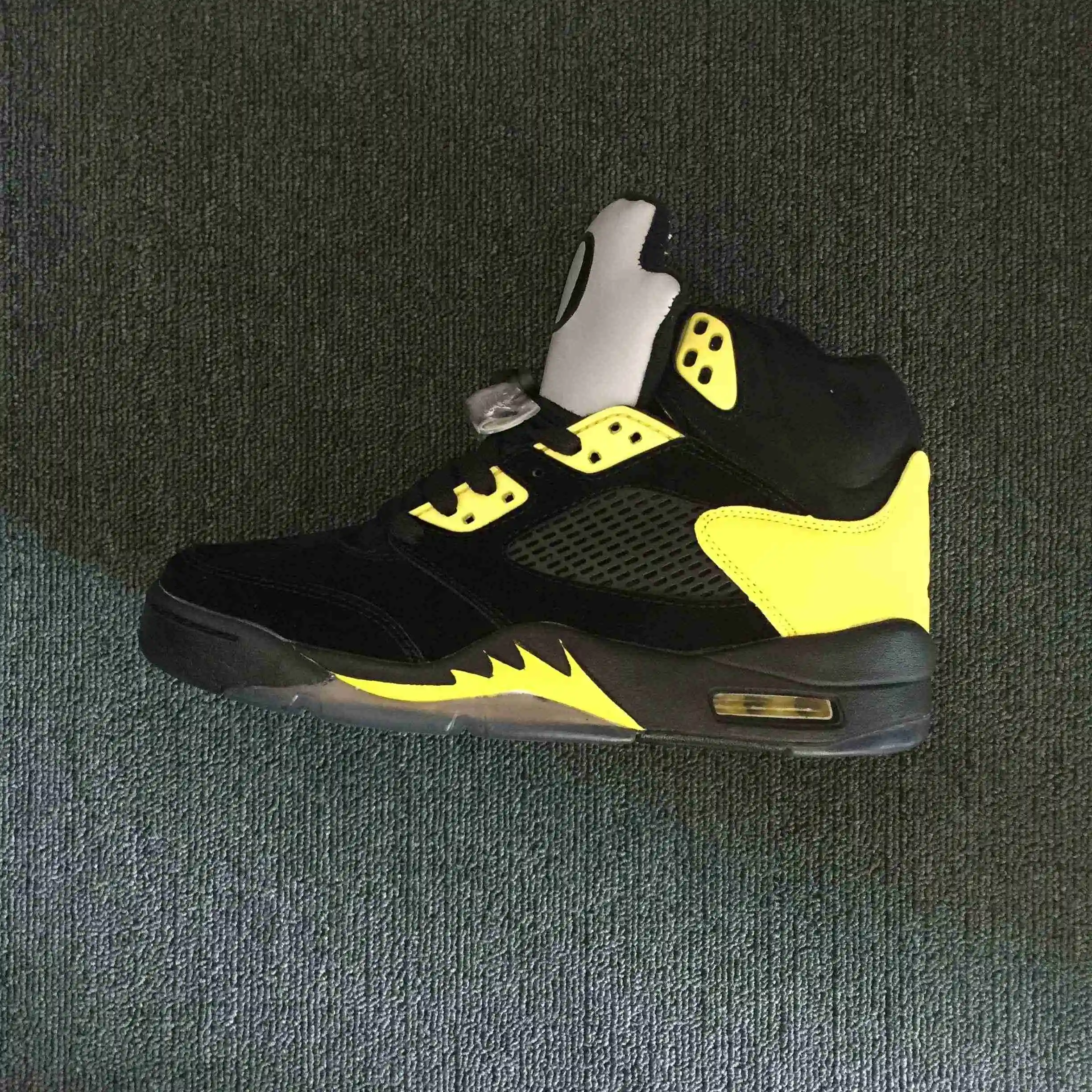 Air Jordan 5“Oregon”PE 1.webp