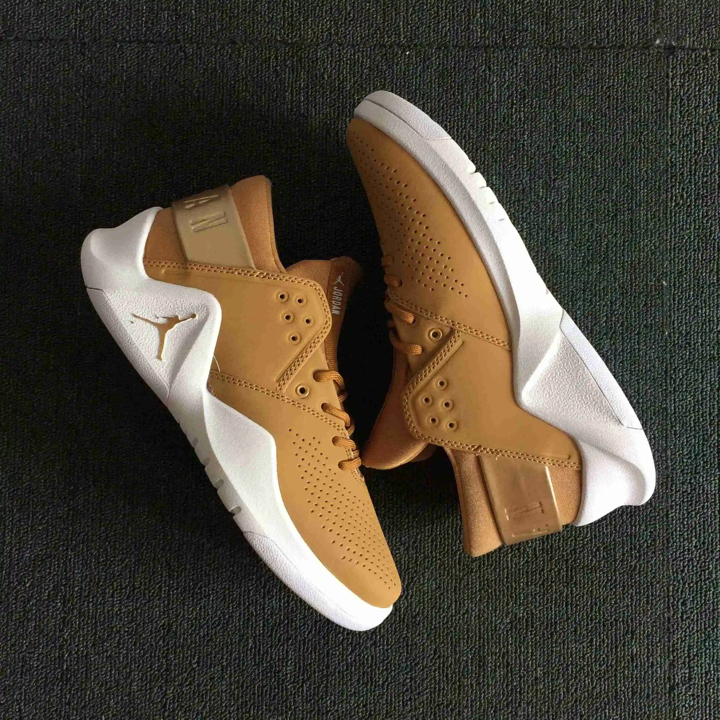 AIR  JORDAN FLIGHT FRESH (33).webp