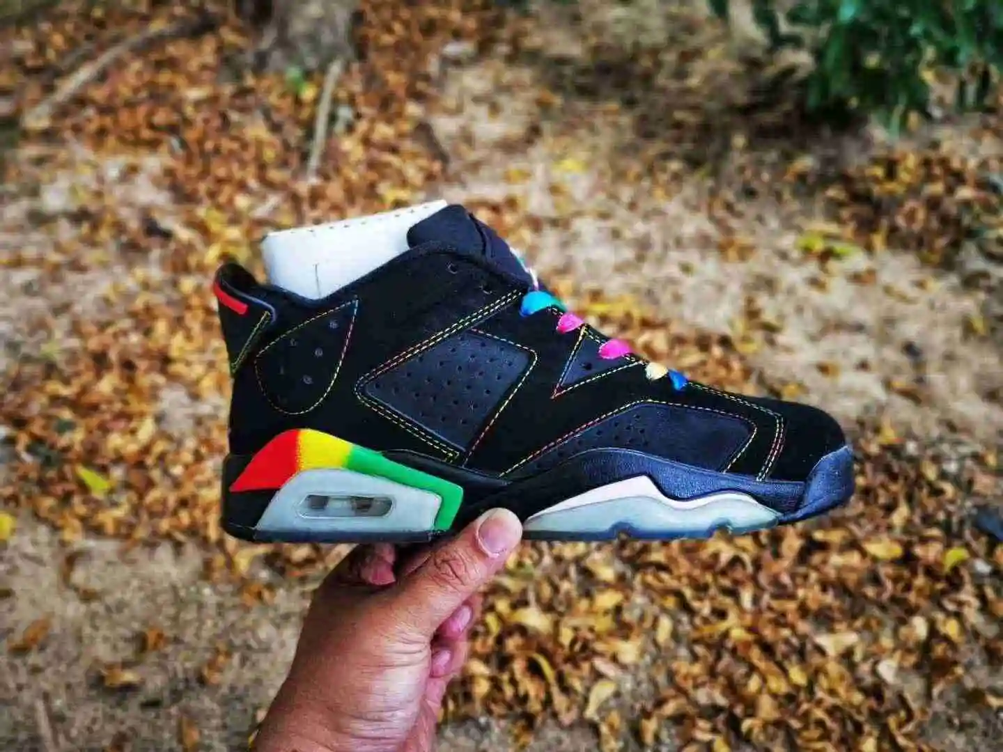 Air Jordan 6  黑七彩低帮二层36----47 (1).webp