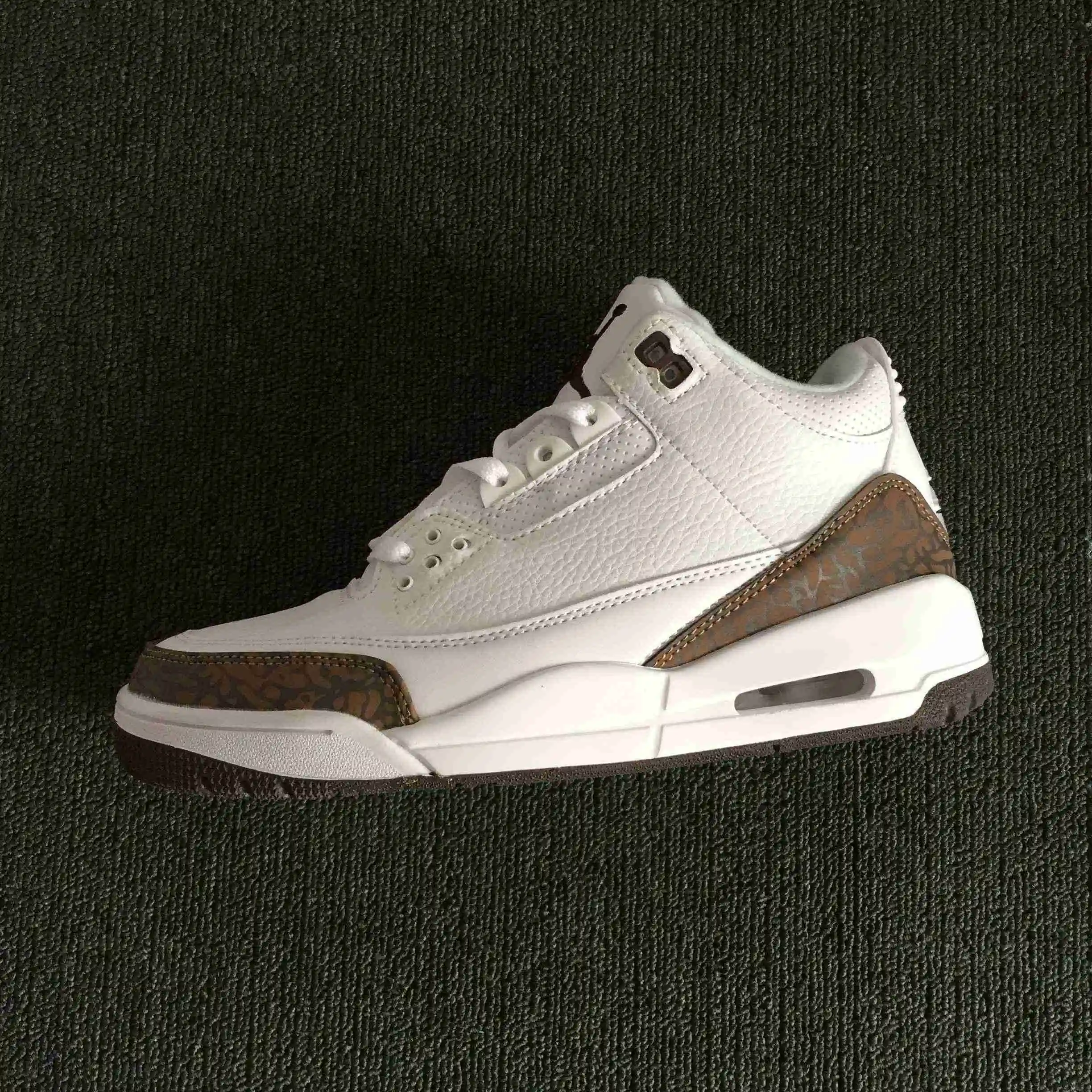 AJ3白棕色2.webp