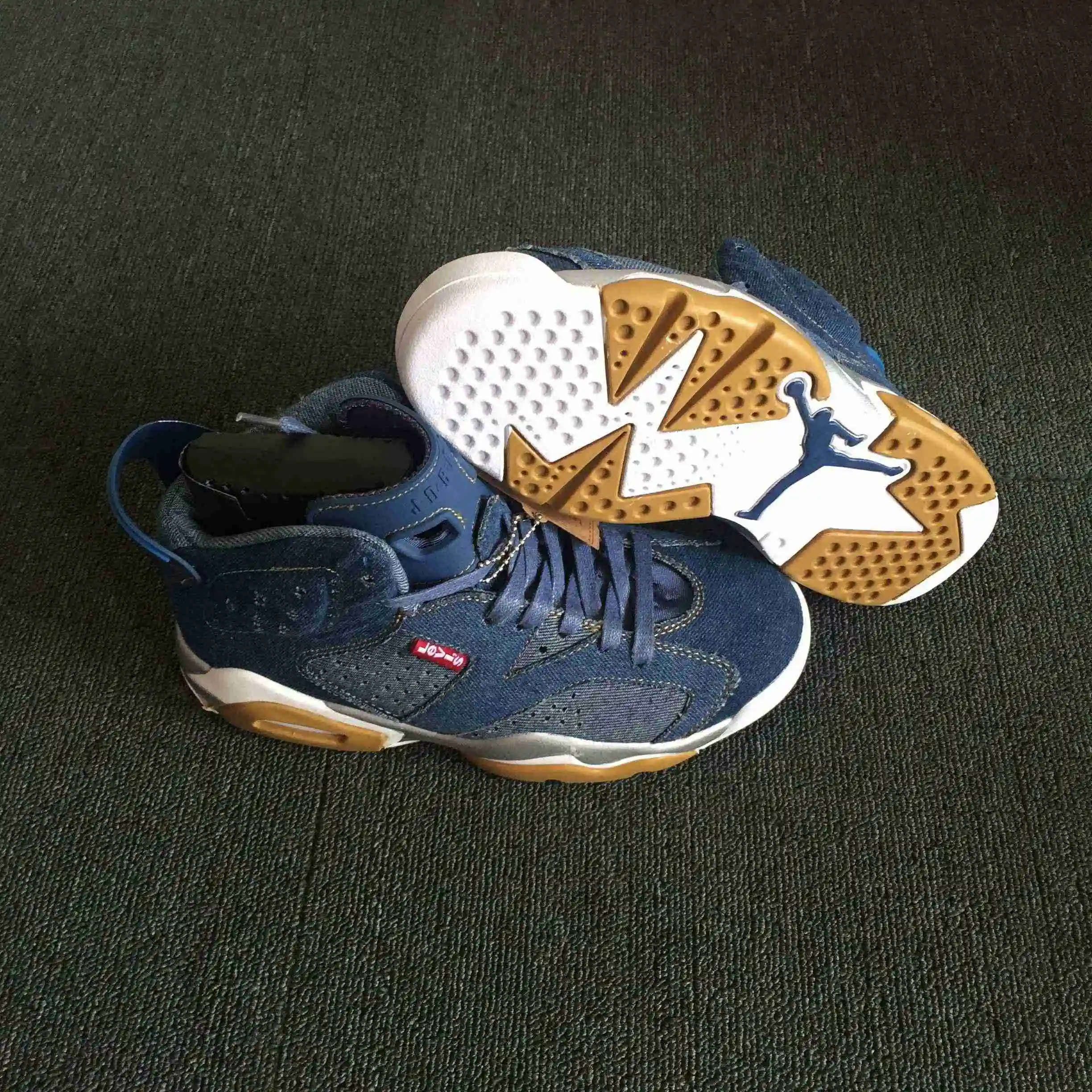 Levi’s x Air Jordan 6 牛仔蓝4.webp