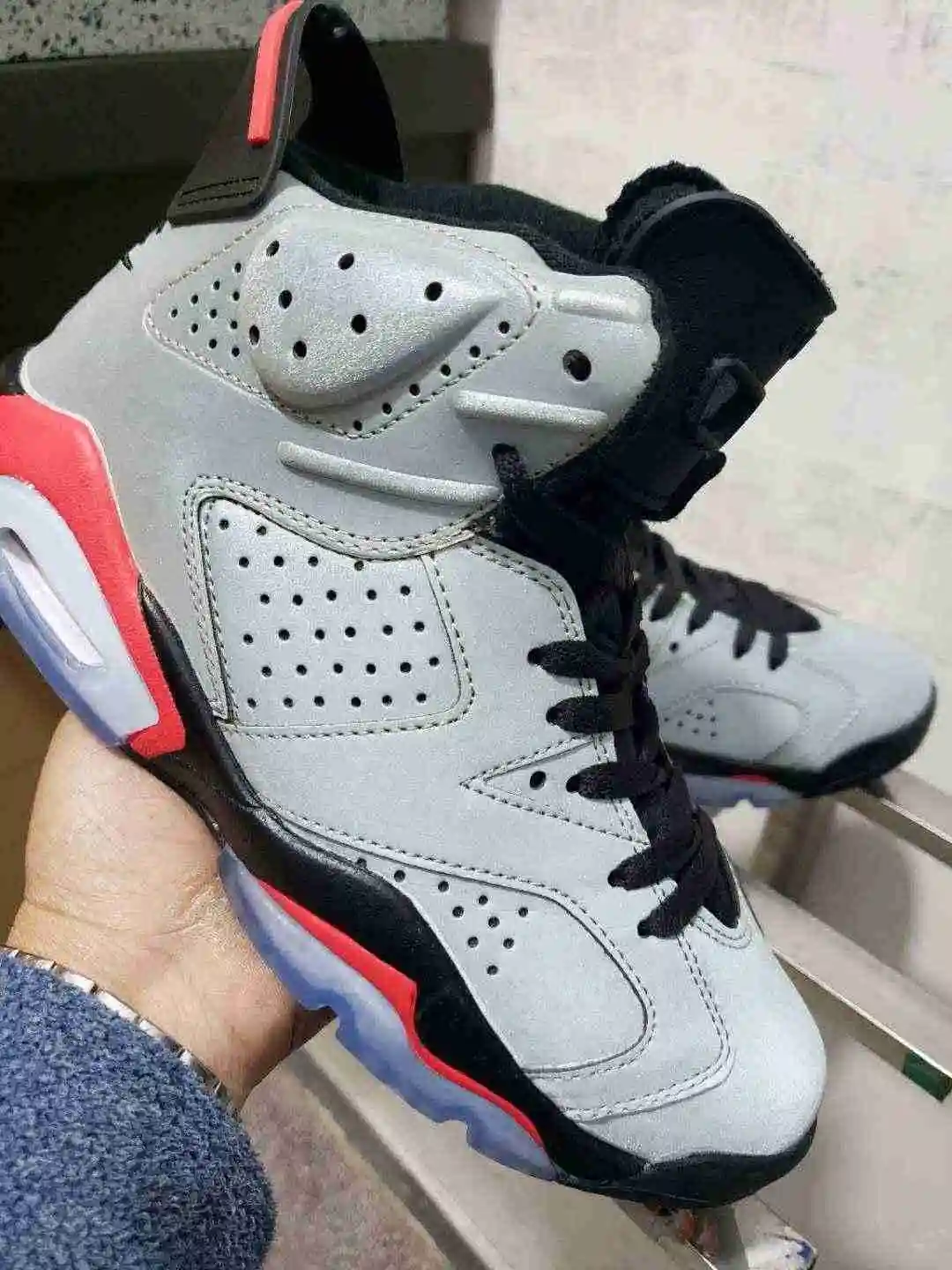 AJ6反光1.webp