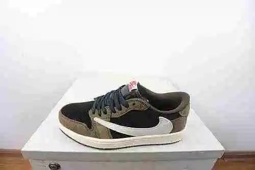 Jordan 1ª generación de corte bajo con púas marrón oscuro 36-46
