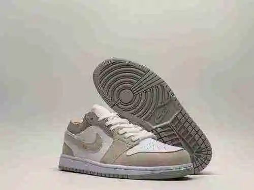 AJ1 corte bajo gris claro polvo 36-46