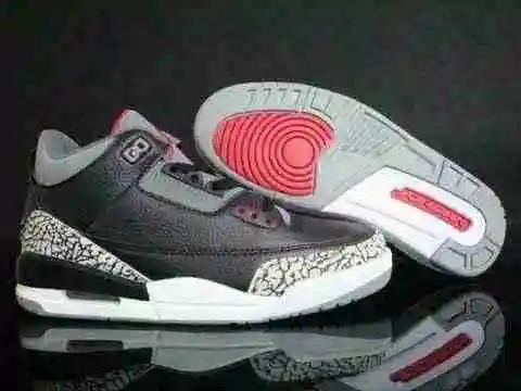 J3 tiene stock disponible 8-13