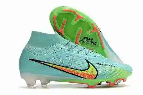 Bota de fútbol Nike Assassin's 15th Generation High Top Moonlight con amortiguación de aire integrad