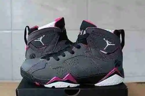 AJ7 Perfect Edition con sello de acero Nuevo huevo de color Zapato para hombre del Día de San Valent