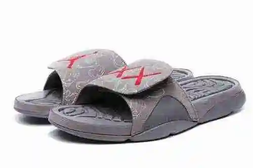 KAWS x Air Jordan 4 Cool Grey Graffiti Co marca Cool Grey AJ4 Glow Grey Suede 930155-003