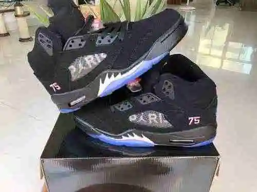 AIR JORDAN5 Jordan 5ta generación de zapatos alemanes para hombre 41-47 enviados