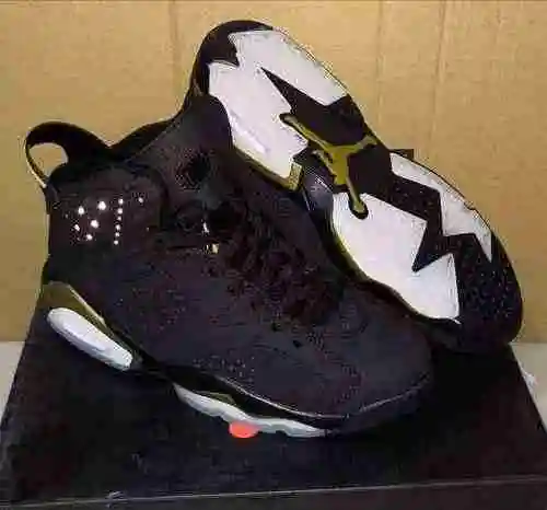 AIR JORDAN 6Jordan Dan 6ta Generación Negro Oro 40-47