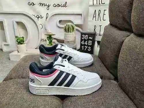 173 Dadidad Courtbeat zapatos de tabla casuales. Esta zapatilla de estilo de vida está inspirada en 