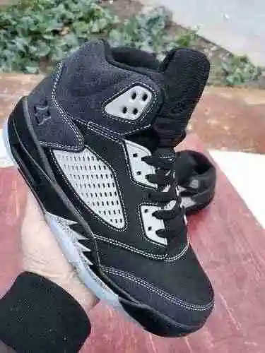 Zapatos Air Jordan Jordan Dan de quinta generación en blanco y negro para hombre 40-47 enviados