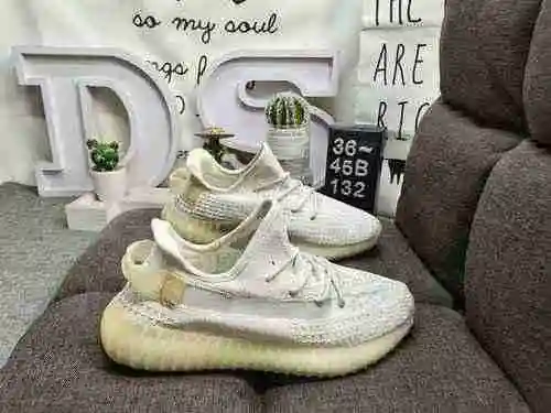 132D nivel de empresa auténtica serie explosiva Adidas Yeezy 350 Boost V2 primer pedido especificado